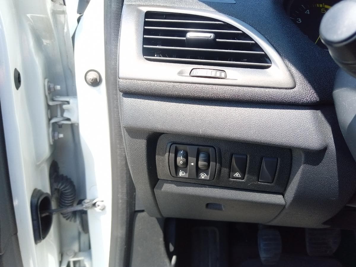 Renault Mégane 1.5 DCI · Ano 2014 — imagem 28
