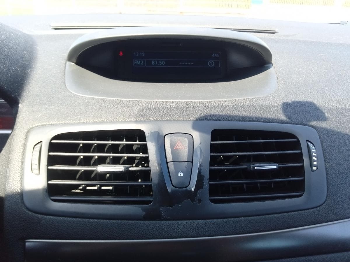 Renault Mégane 1.5 DCI · Ano 2014 — imagem 31