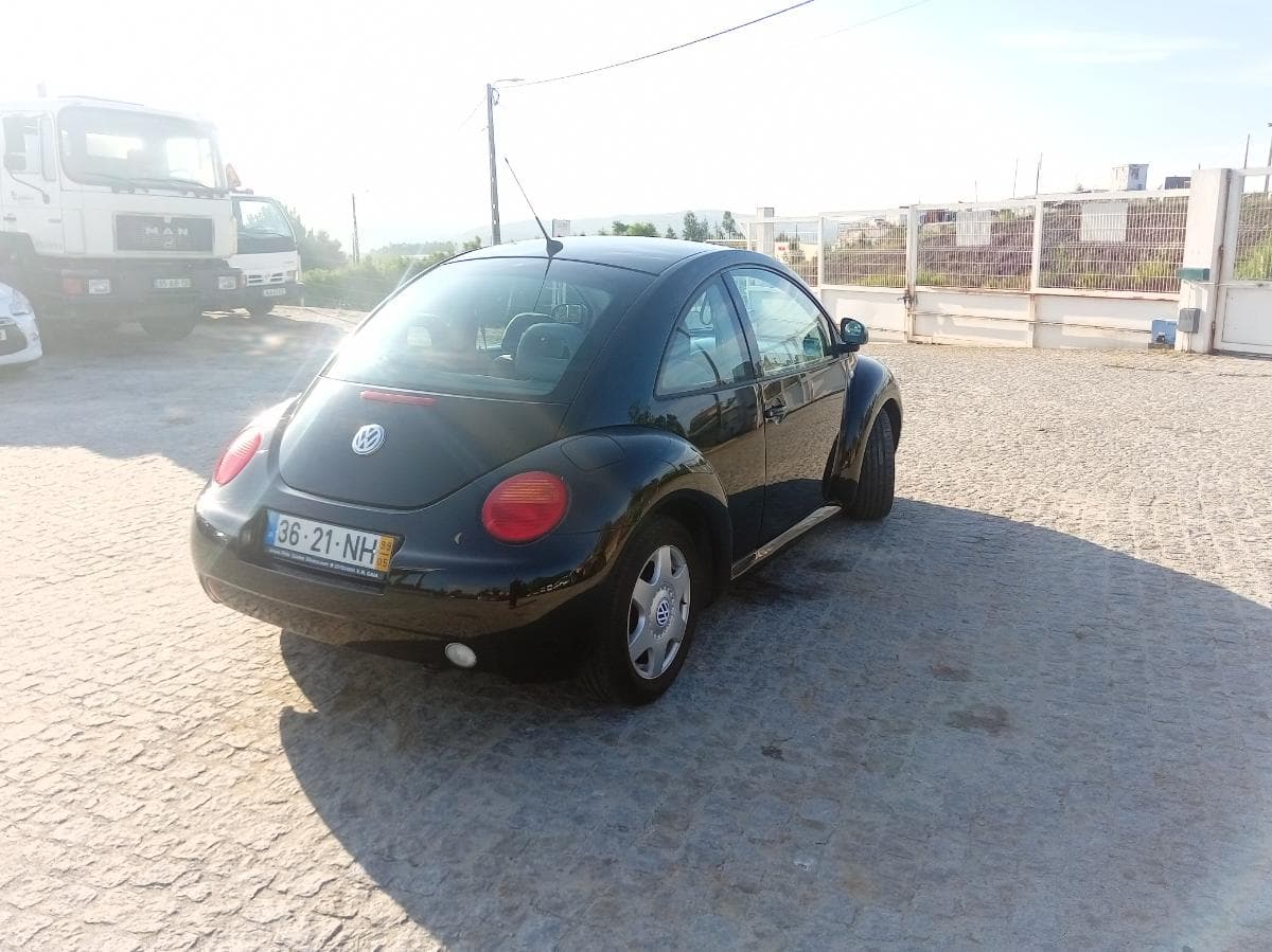 Volkswagen Beetle 2.0 · Ano 1999 — image 5