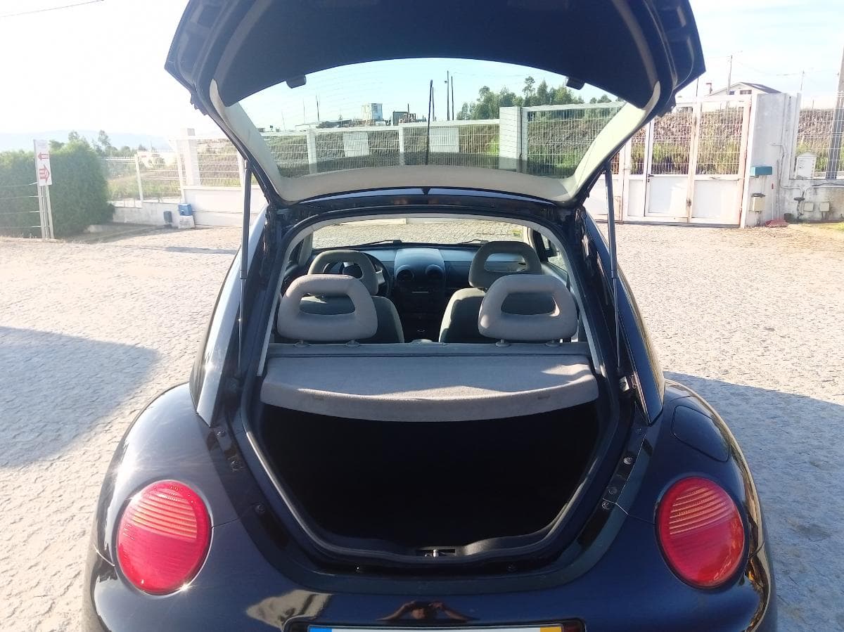 Volkswagen Beetle 2.0 · Ano 1999 — image 9