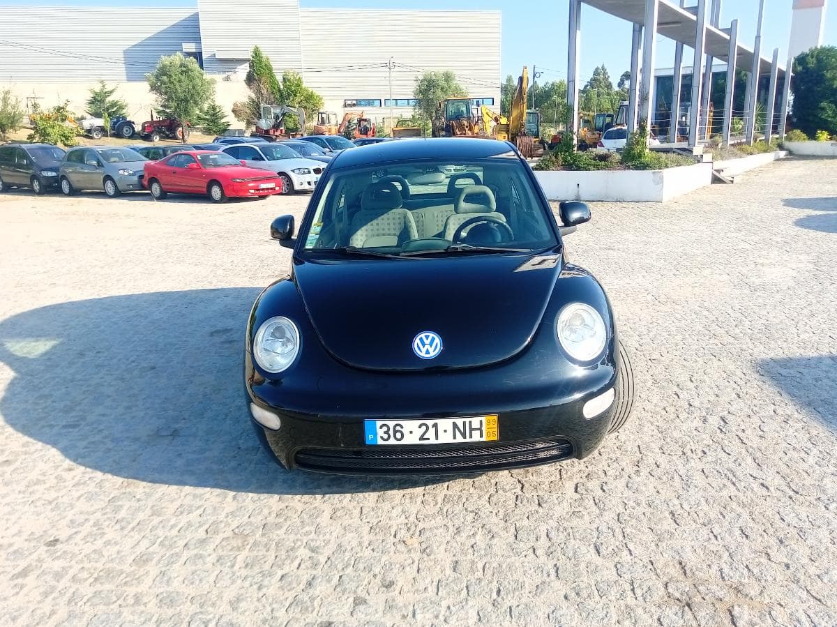 Volkswagen Beetle 2.0 · Ano 1999 — image 2
