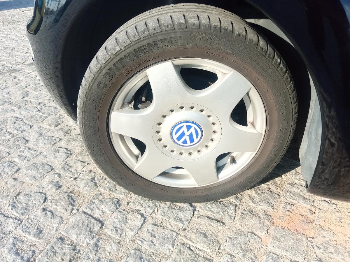 Volkswagen Beetle 2.0 · Ano 1999 — image 12