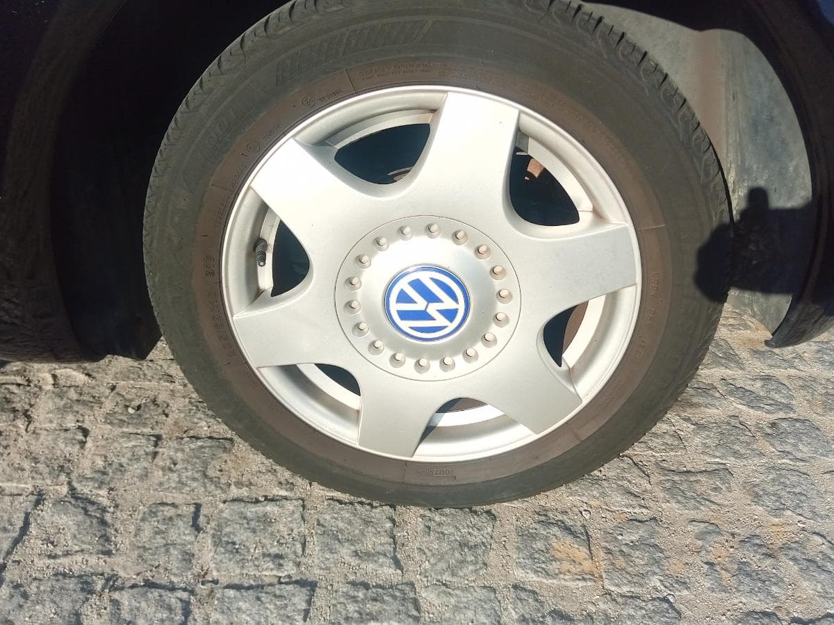 Volkswagen Beetle 2.0 · Ano 1999 — image 14