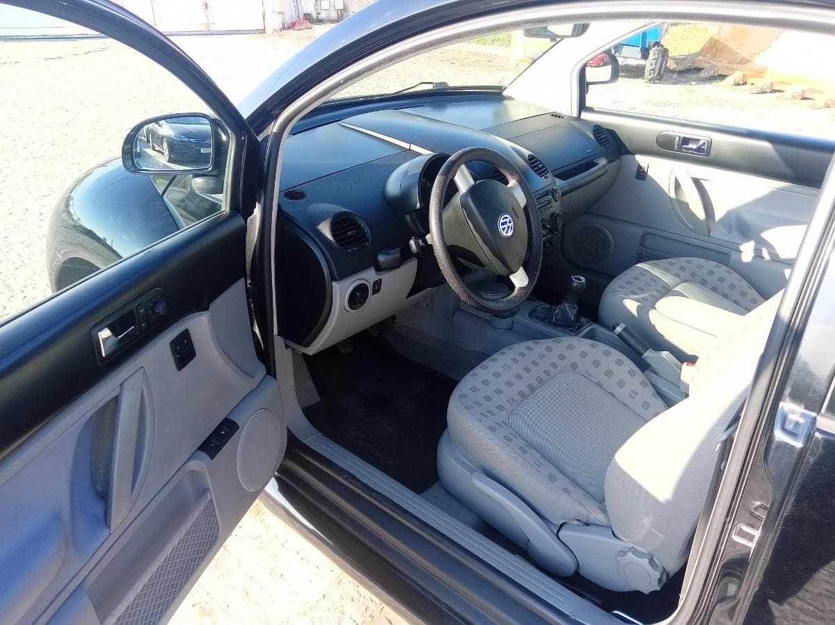 Volkswagen Beetle 2.0 · Ano 1999 — image 18