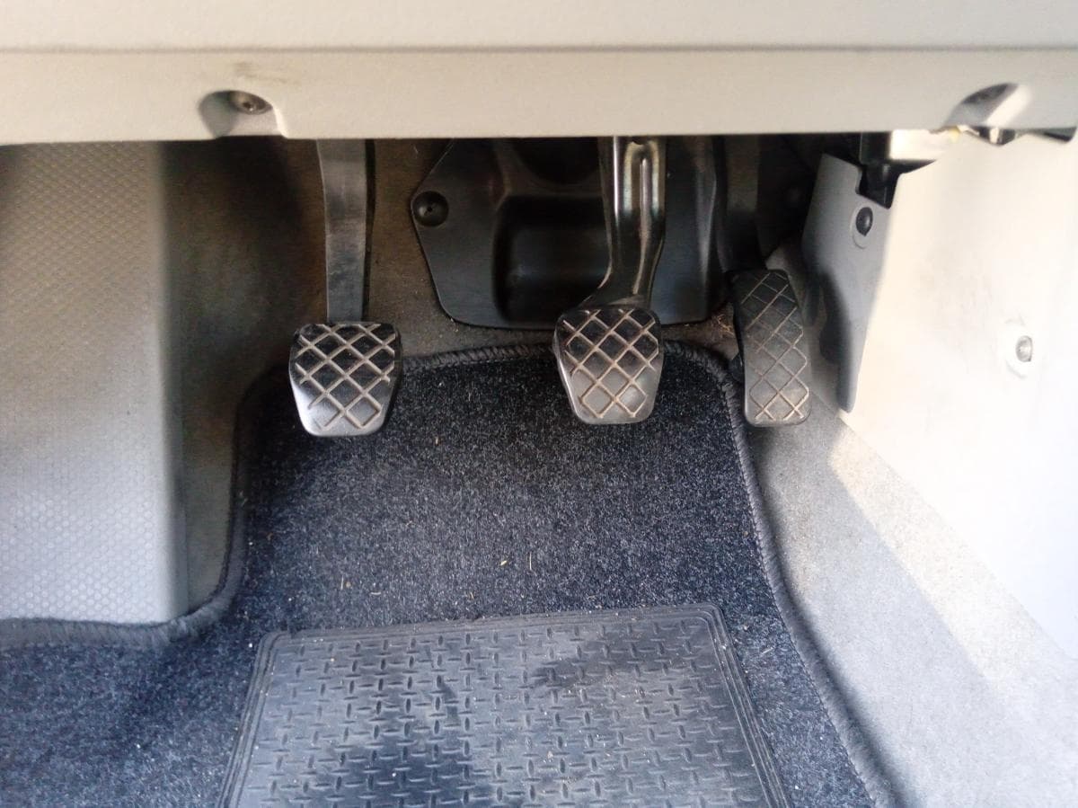 Volkswagen Beetle 2.0 · Ano 1999 — image 26