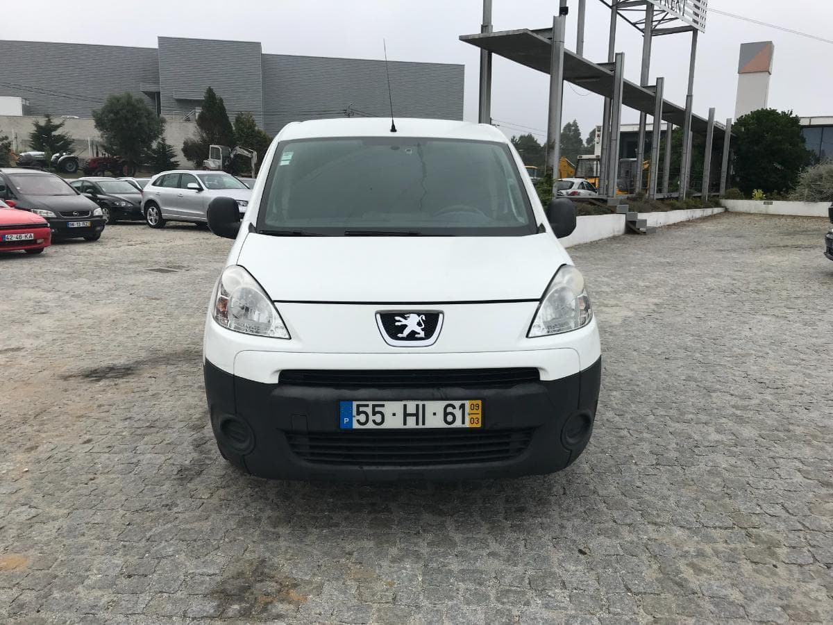 Peugeot Partner 1.6 HDI · Ano 2009 — image 2