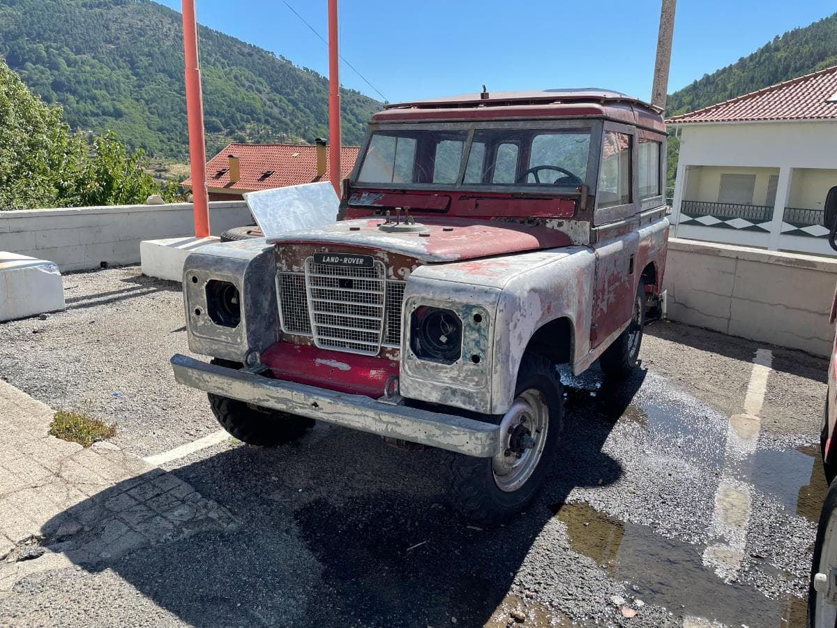 Land Rover 88 · Ano 1981 — imagem 1