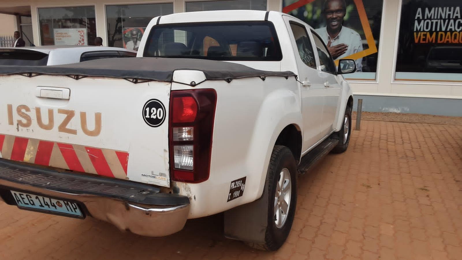 Isuzu KB250D · — imagem 7