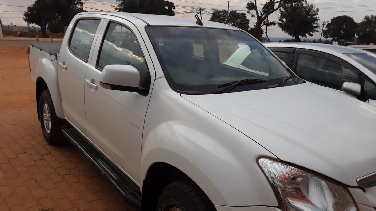 Isuzu KB250D · — imagem 12