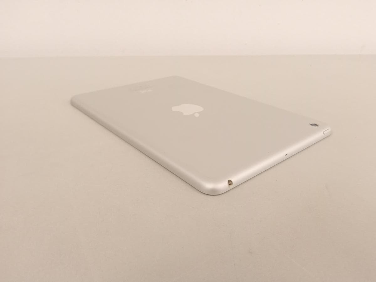 iPad mini — image 4