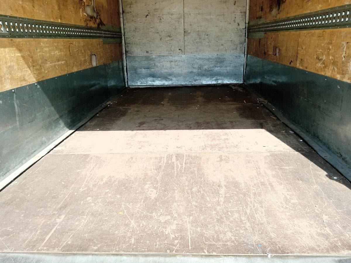 Iveco Daily 35.140 · Ano 2017 — imagem 10