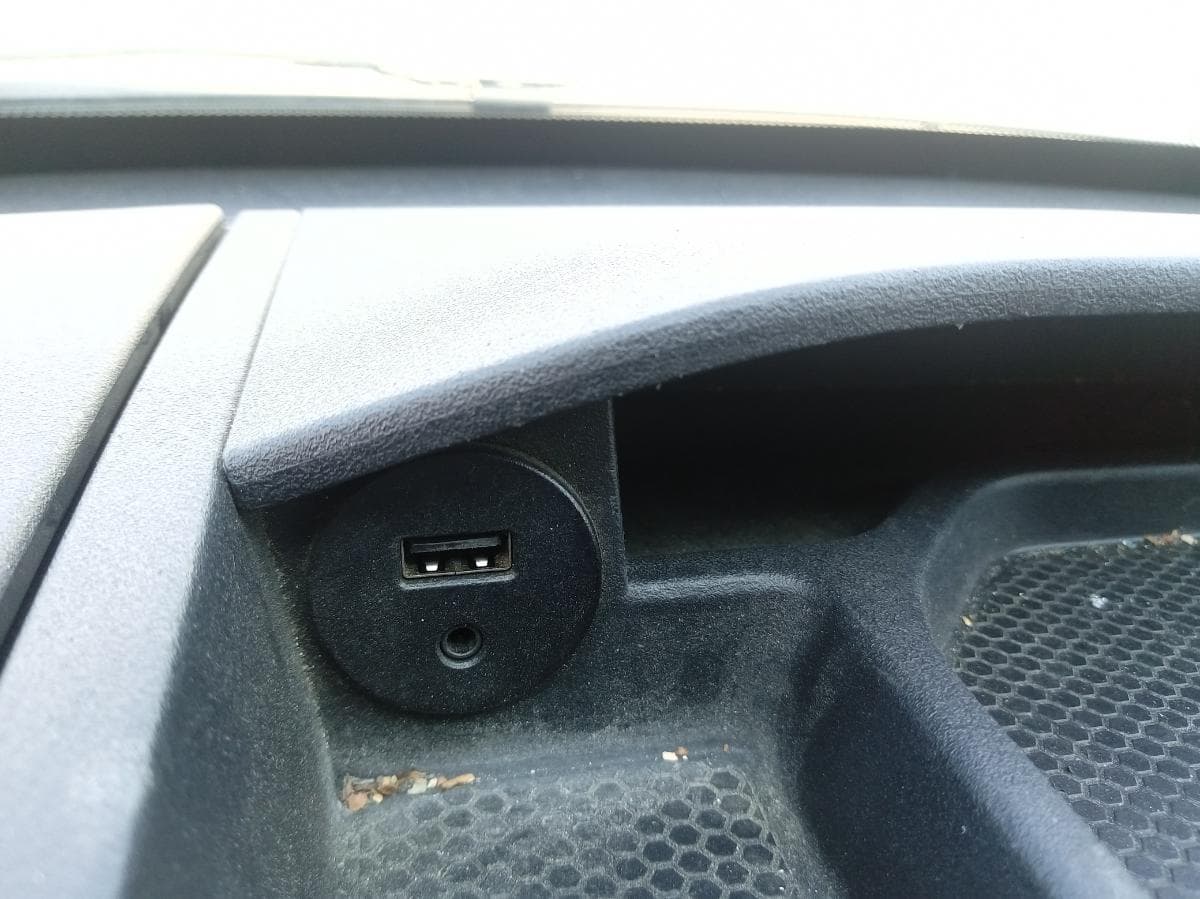 Iveco Daily 35.140 · Ano 2017 — imagem 21