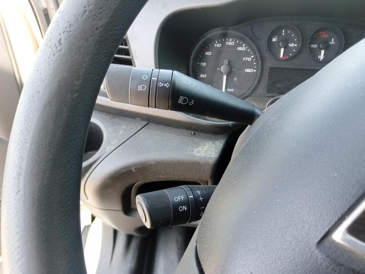 Iveco Daily 35.140 · Ano 2017 — imagem 23