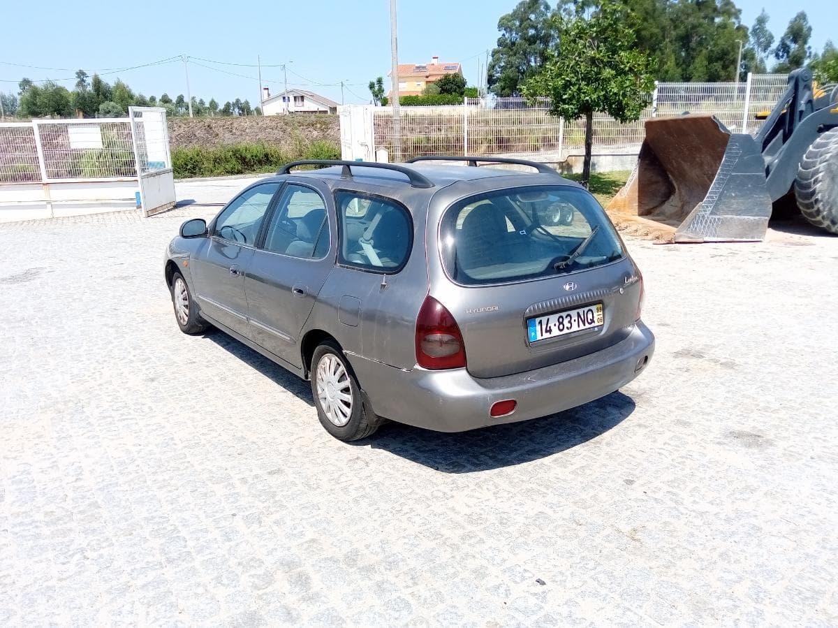 Hyundai Lantra · Ano 1999 — imagem 8