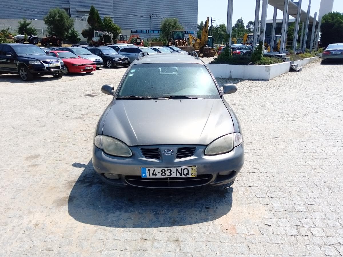 Hyundai Lantra · Ano 1999 — imagem 2