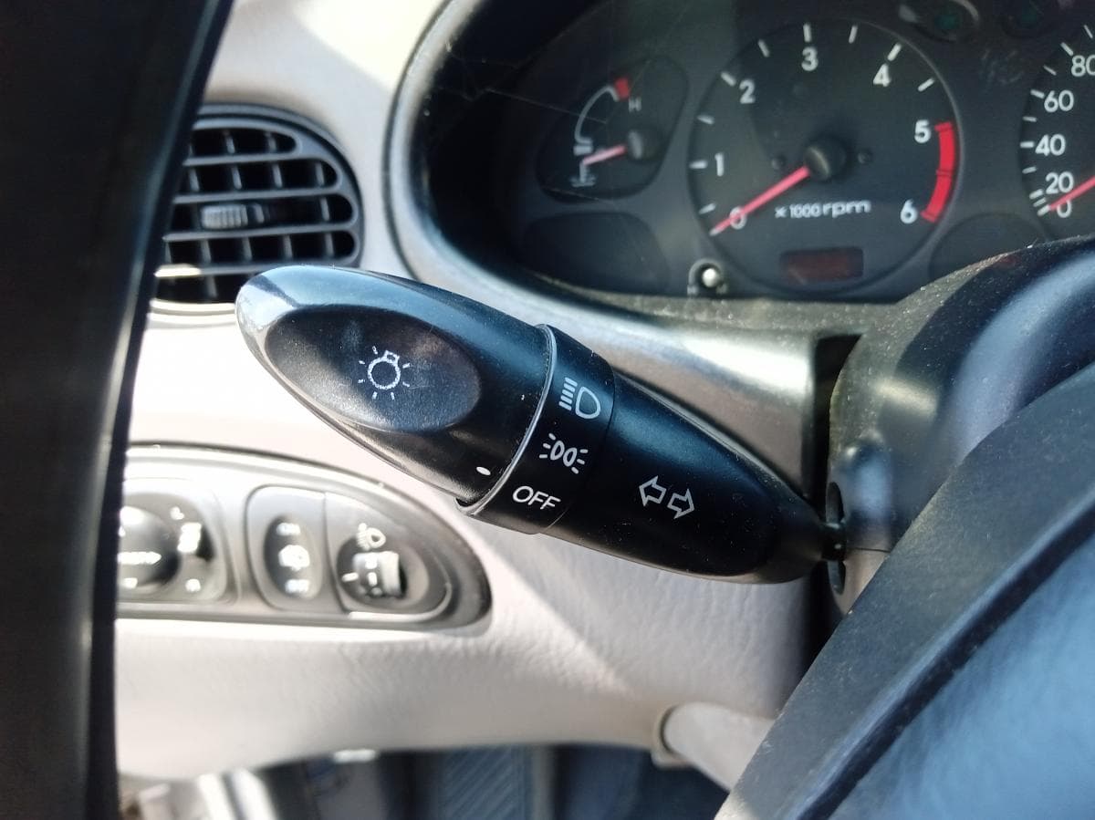 Hyundai Lantra · Ano 1999 — imagem 21