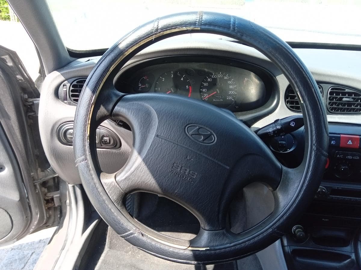 Hyundai Lantra · Ano 1999 — imagem 32