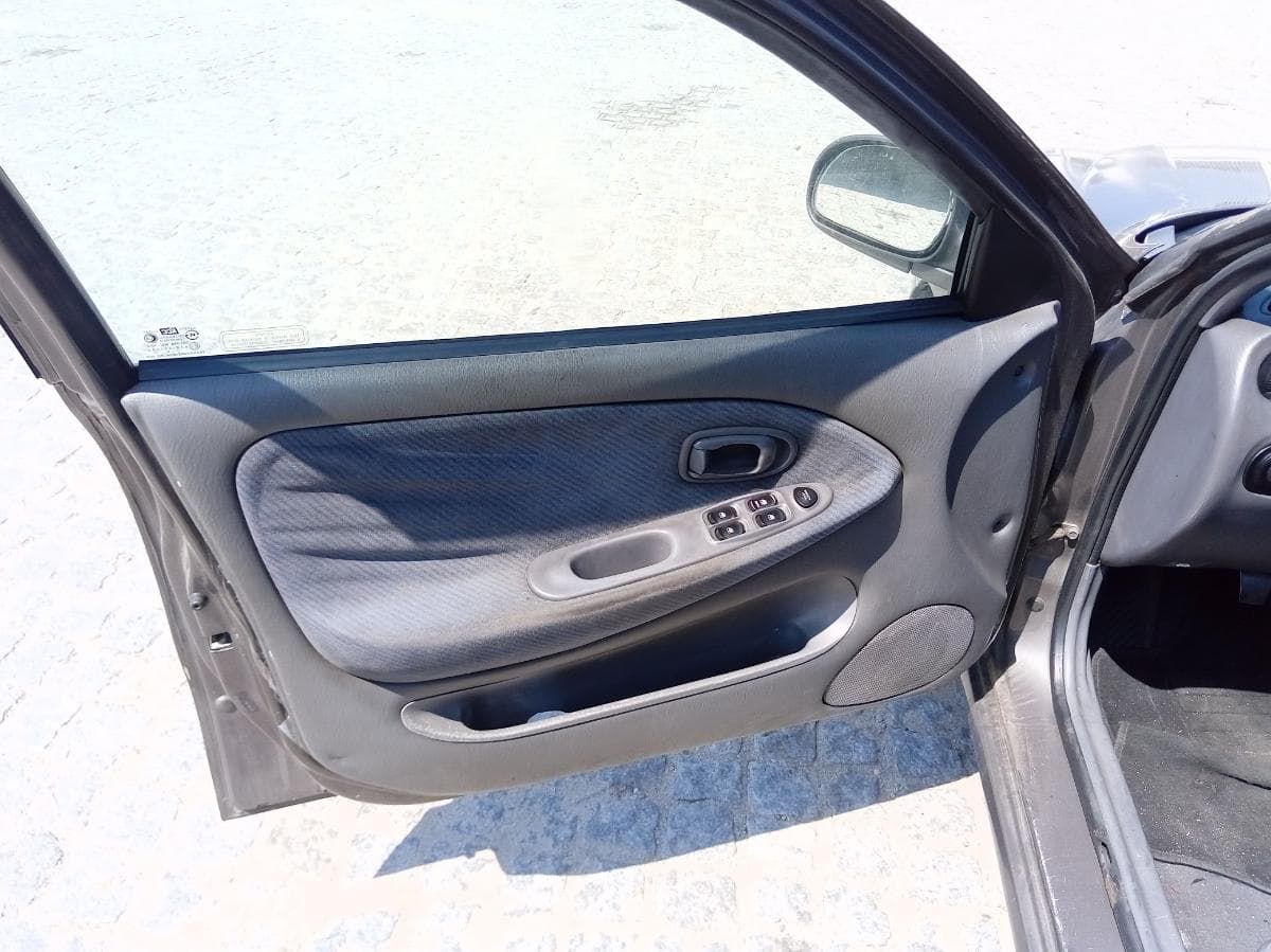 Hyundai Lantra · Ano 1999 — imagem 29