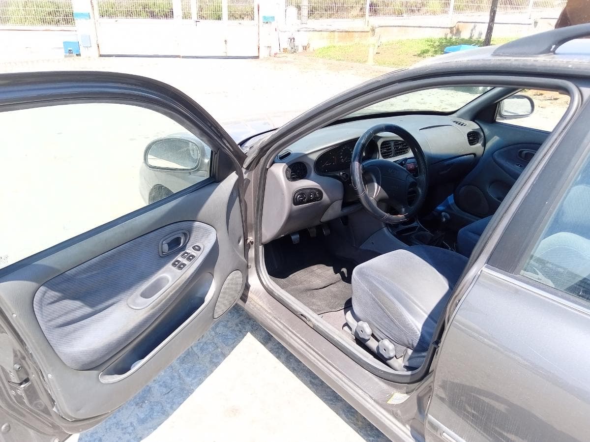 Hyundai Lantra · Ano 1999 — imagem 20