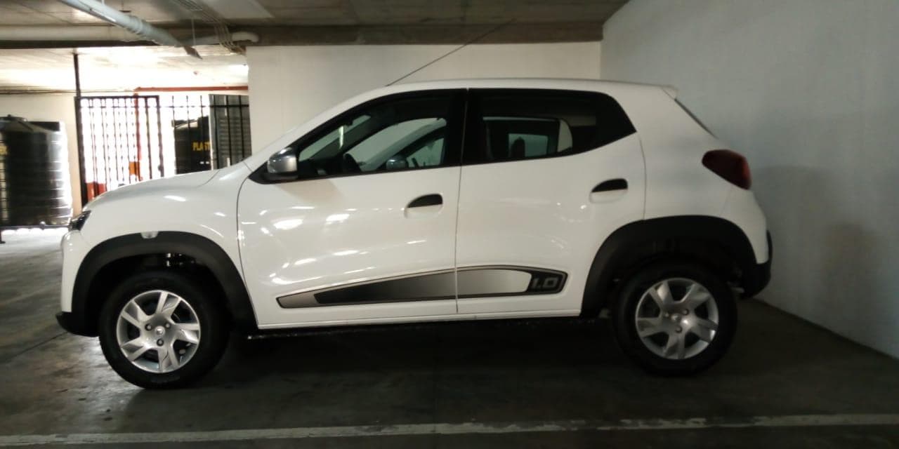 RENAULT KWID 1.0 · — image 2