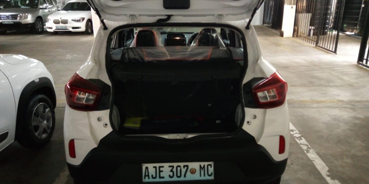 RENAULT KWID 1.0 · — imagem 14