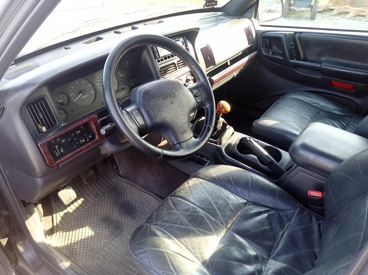 Jeep Grand Cherokee 2.5 · Ano 1998 — imagem 13