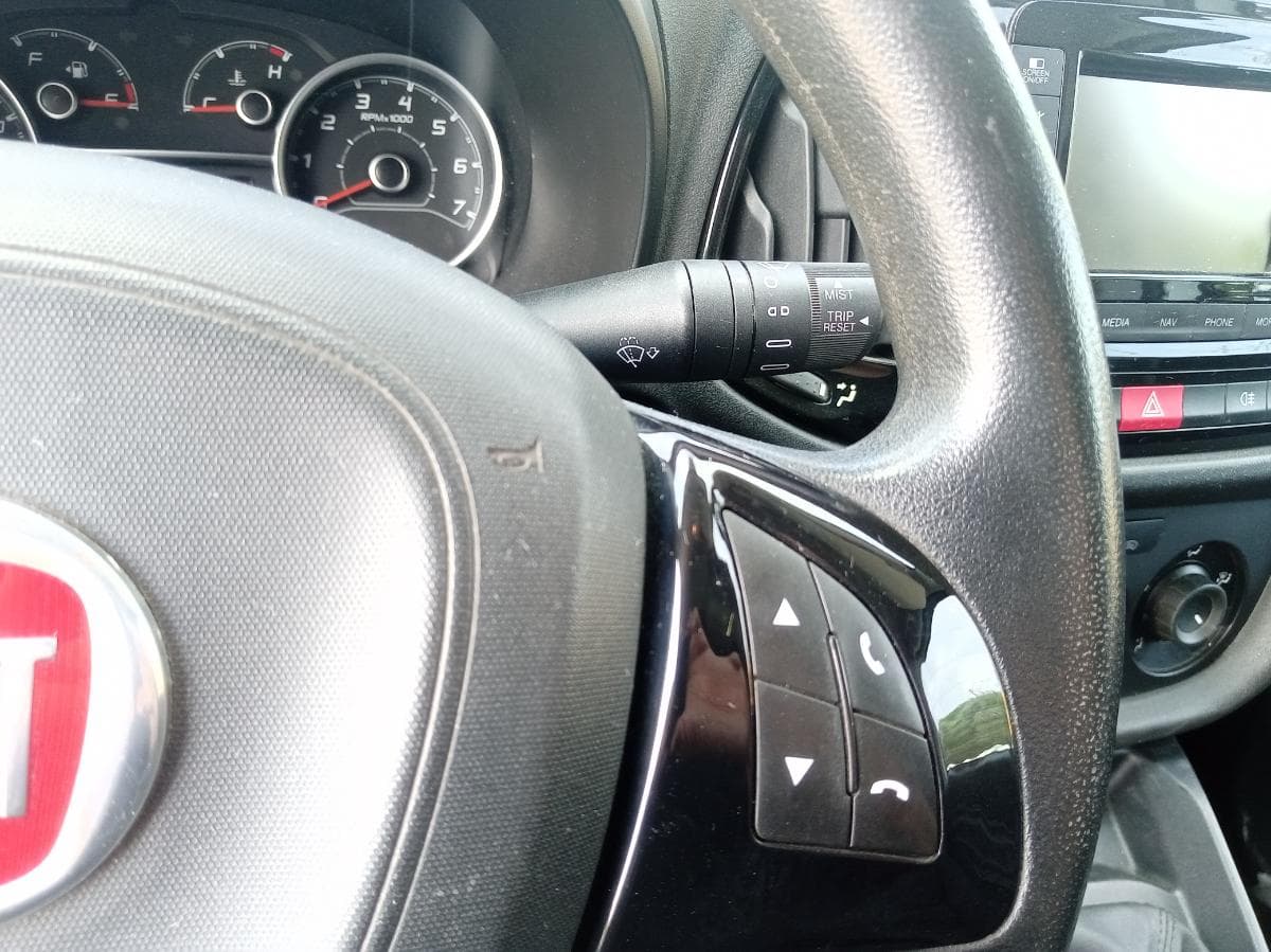 Fiat Doblo 1.6 · Ano 2015 — image 34