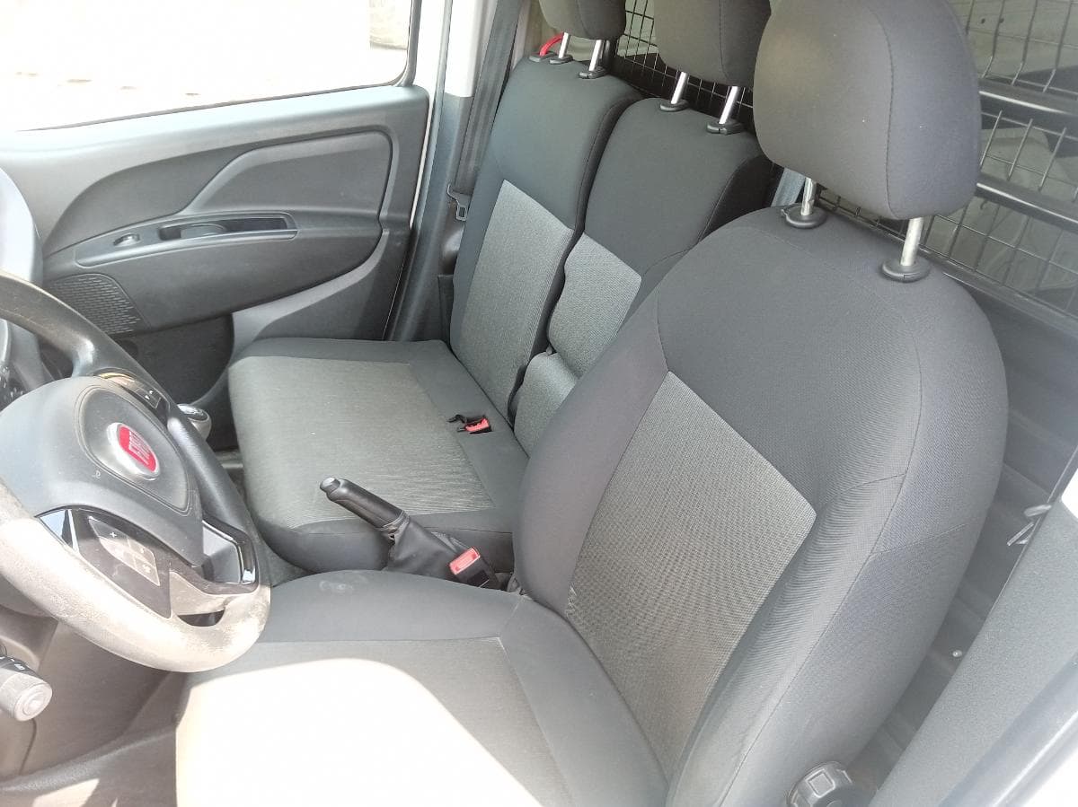 Fiat Doblo 1.6 · Ano 2015 — image 36
