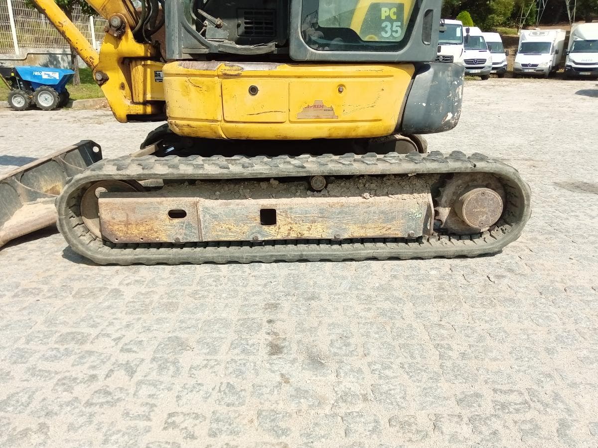 Mini Giratória Komatsu PC 35 · Ano 2005 — imagen 11