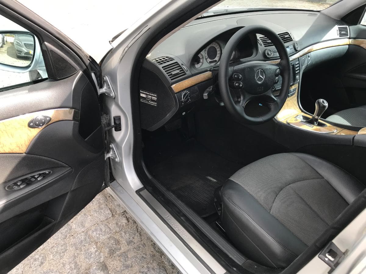 Mercedes-Benz E 280 CDI · Ano 2007 — imagen 14