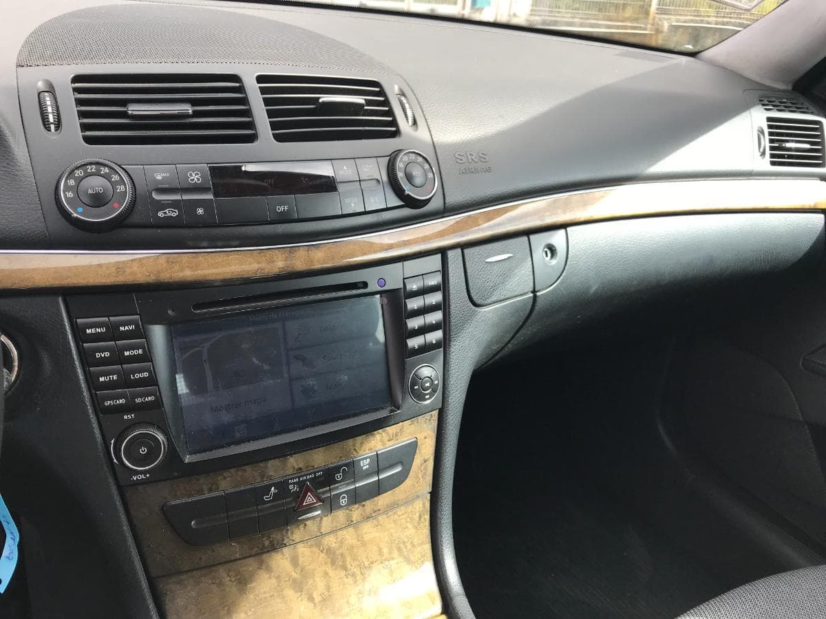 Mercedes-Benz E 280 CDI · Ano 2007 — imagen 19