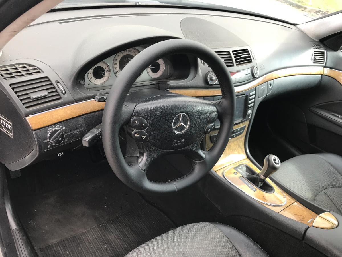 Mercedes-Benz E 280 CDI · Ano 2007 — imagen 18