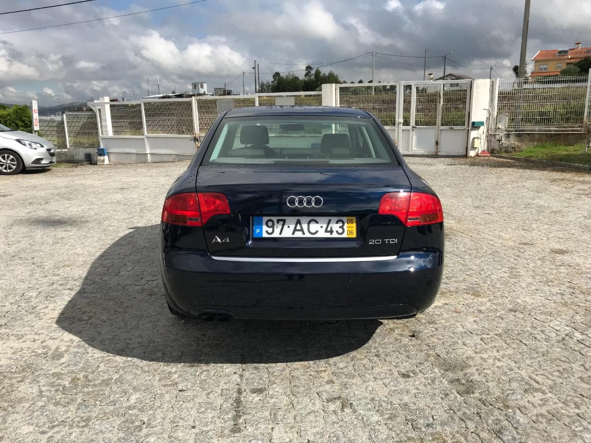 Audi A4 2.0 TDI · Ano 2005 — imagem 5