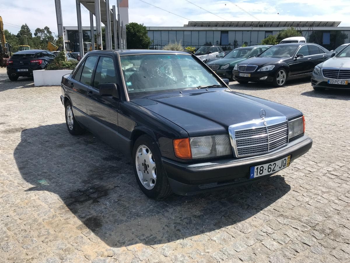 Mercedes-Benz 190 D 2.0 · Ano 1985 — imagem 1