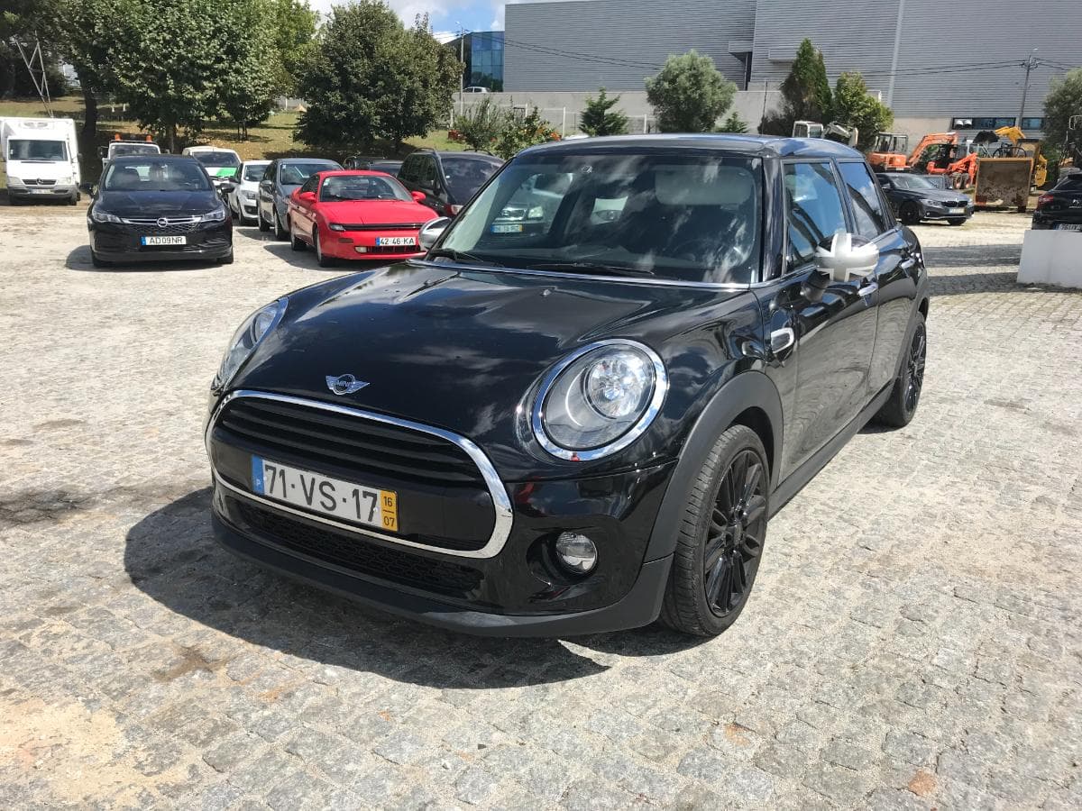 Mini Cooper D · Ano 2016 — imagen 3