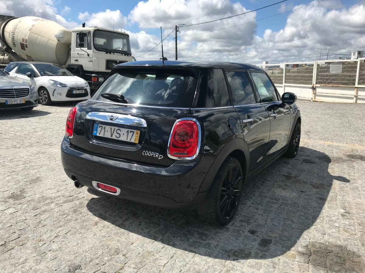 Mini Cooper D · Ano 2016 — imagen 6