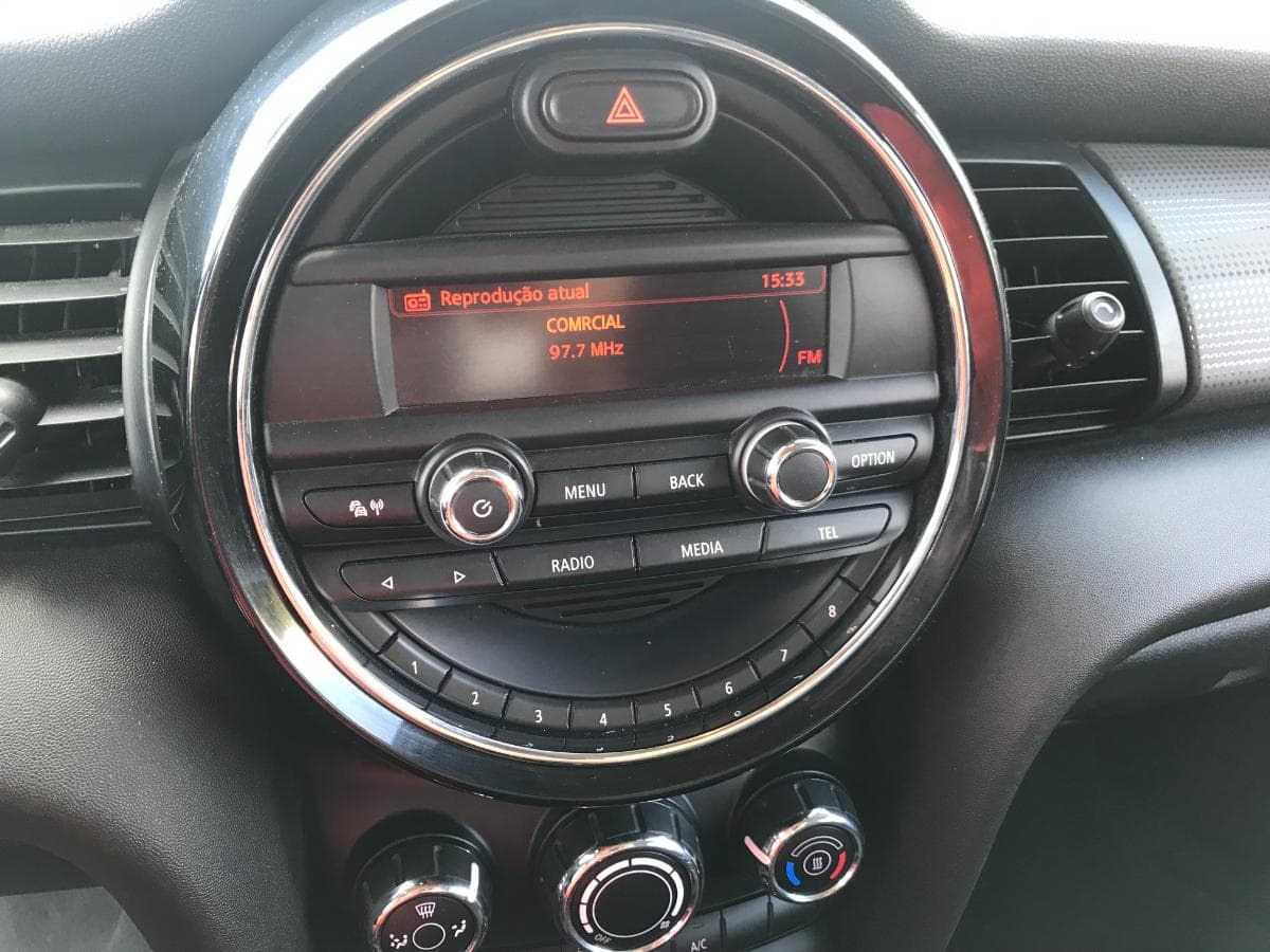 Mini Cooper D · Ano 2016 — imagen 16