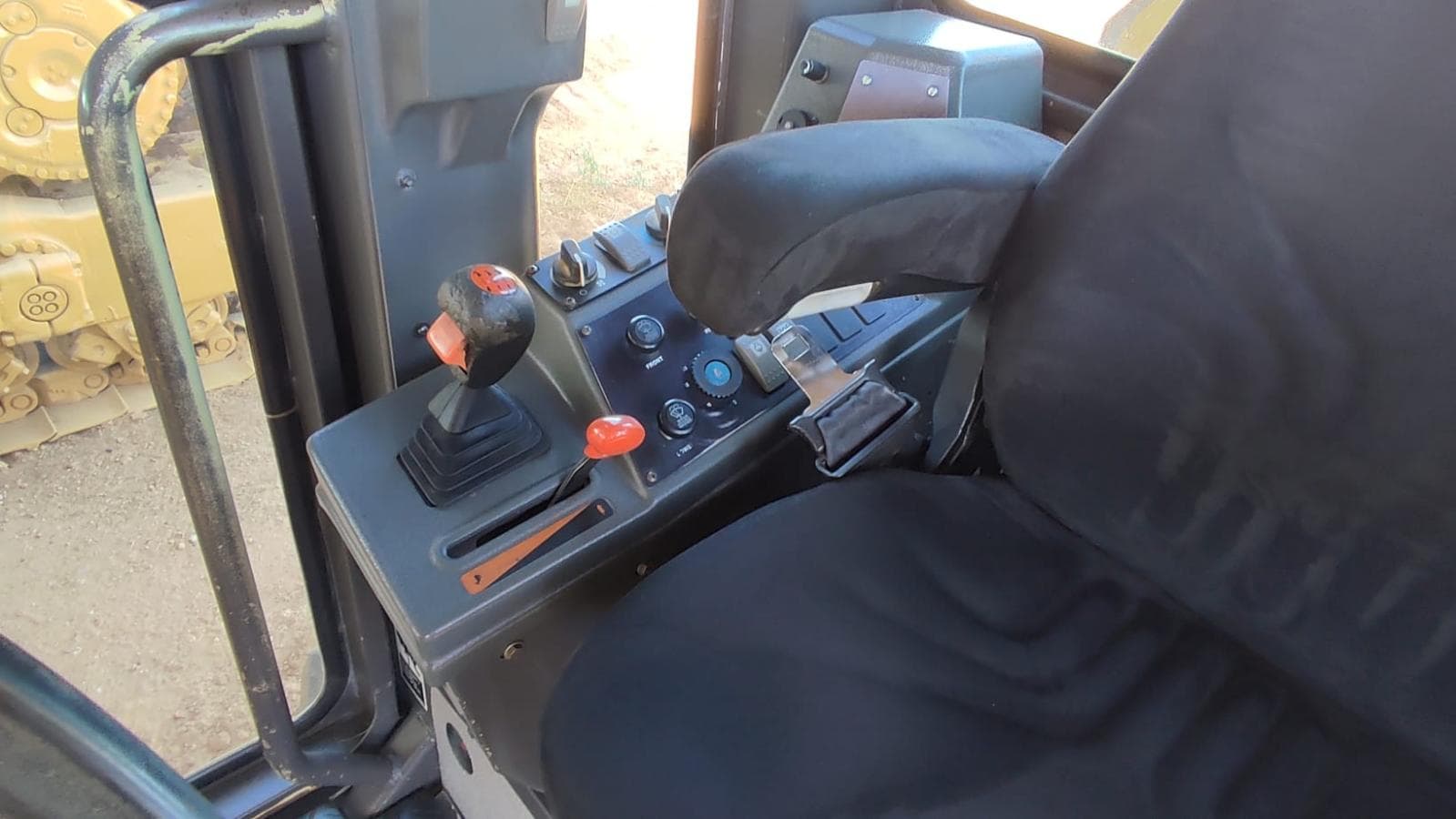 ESPANHA · Niveladora Volvo G710B — image 6