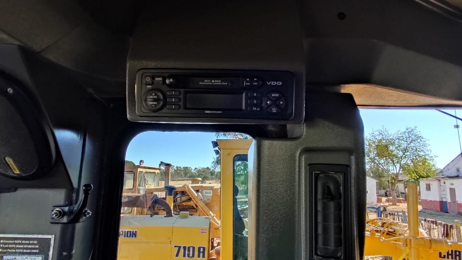 ESPANHA · Niveladora Volvo G710B — image 10
