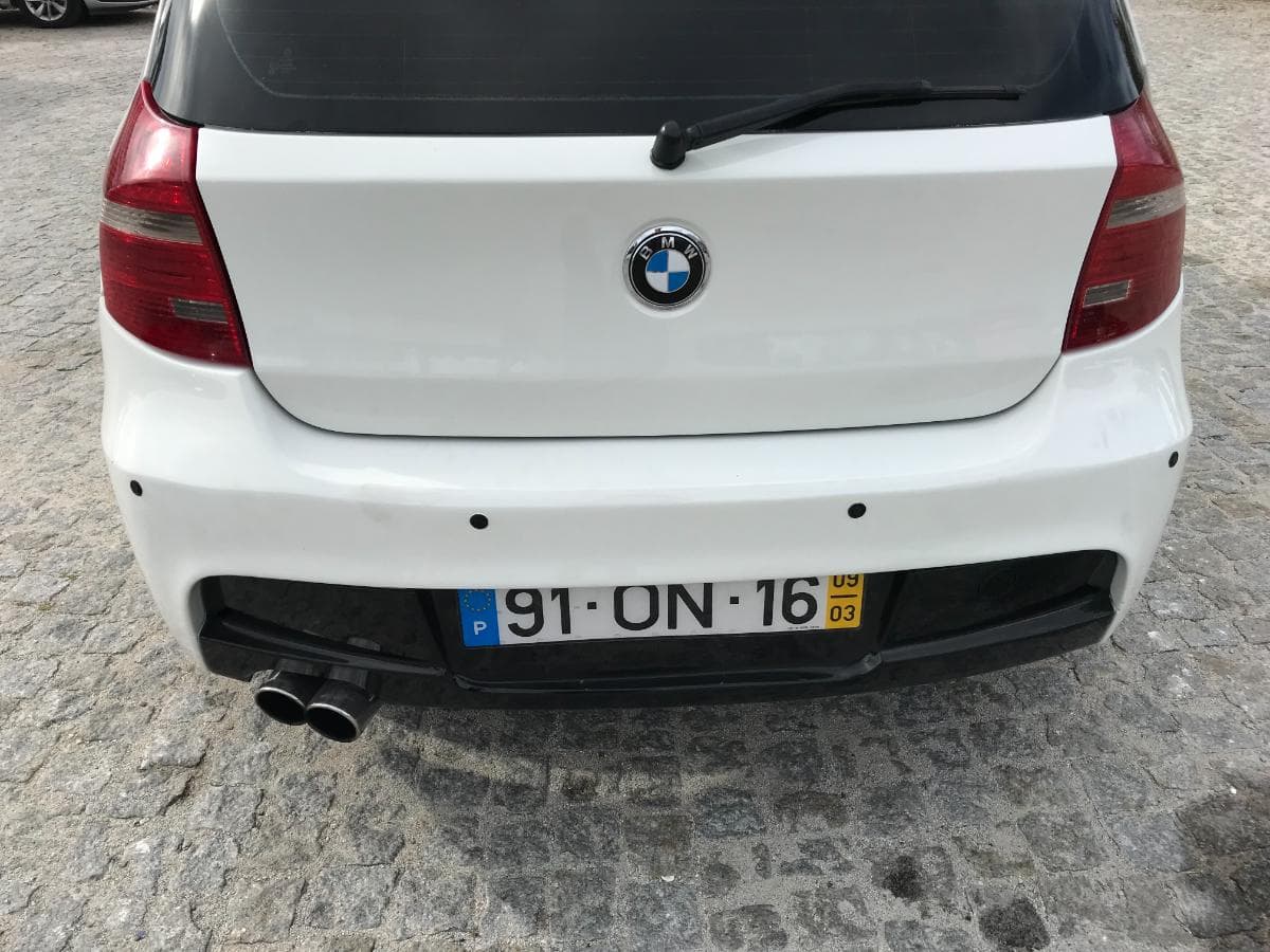 BMW 118D · Ano 2009 — imagem 7