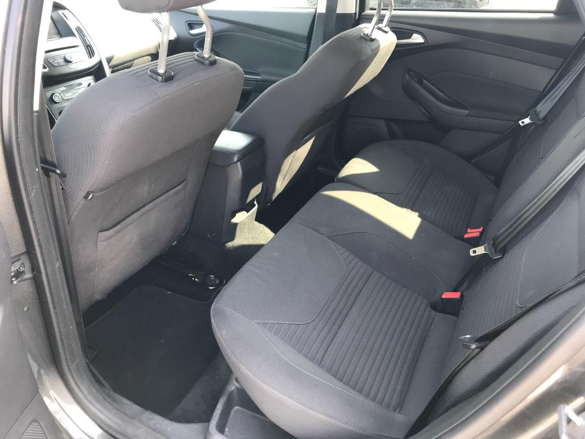 Ford Focus 1.5 DCI · Ano  2015 — image 15