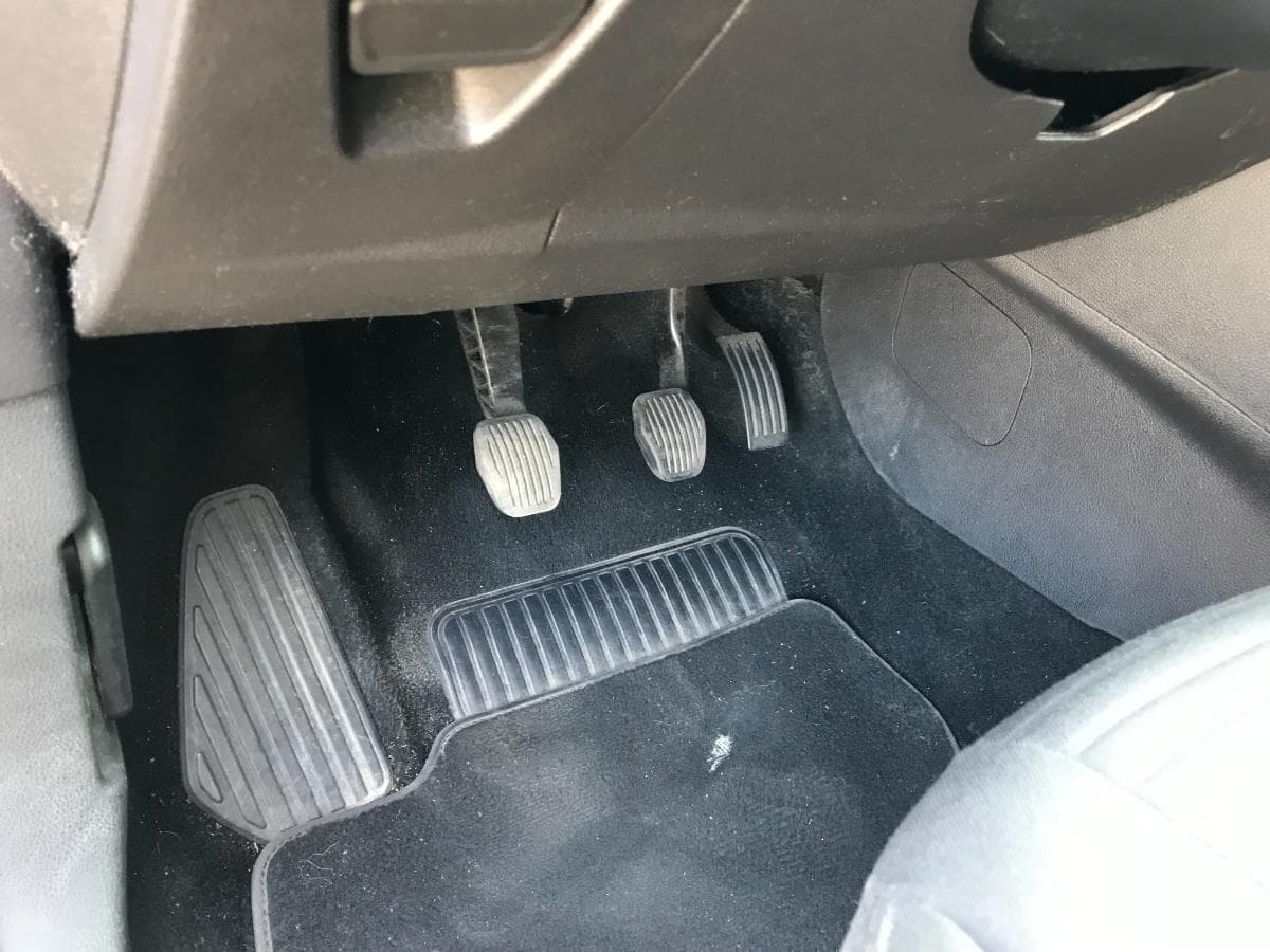 Ford Focus 1.5 DCI · Ano  2015 — image 16
