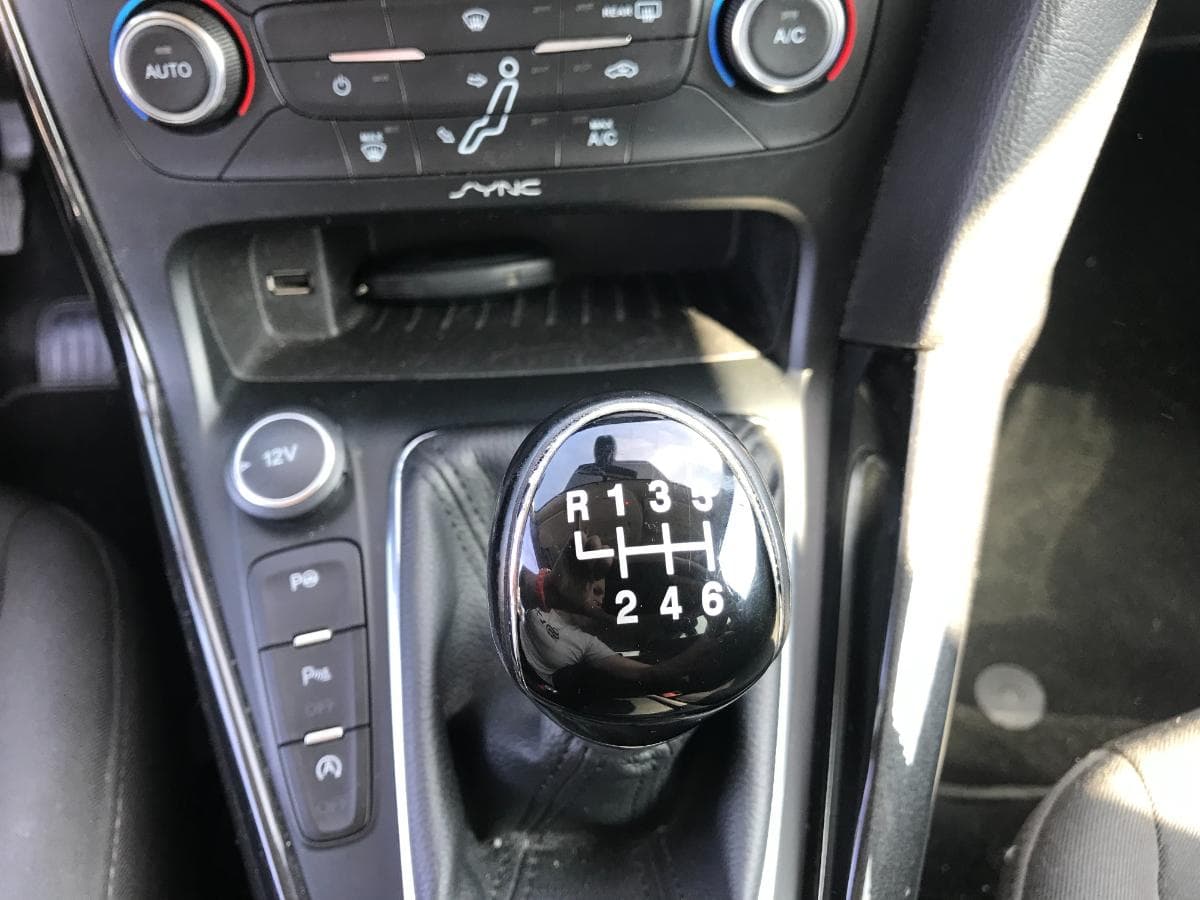 Ford Focus 1.5 DCI · Ano  2015 — image 23