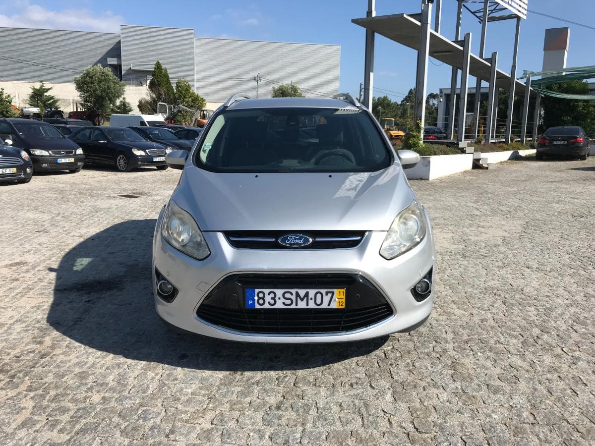 Ford Grand C-Max1.6 CDTI · Ano 2011 — imagen 2