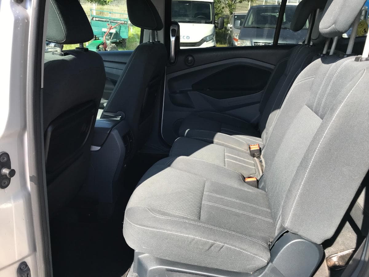 Ford Grand C-Max1.6 CDTI · Ano 2011 — imagen 19