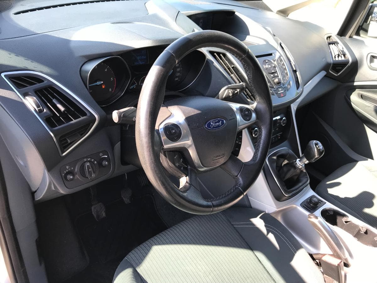 Ford Grand C-Max1.6 CDTI · Ano 2011 — imagen 25