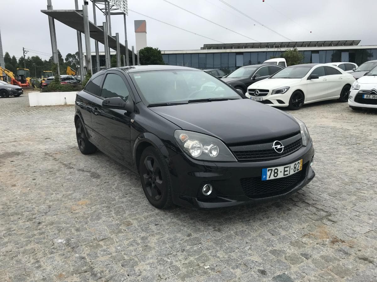 Opel Astra 1.9 CDTI · Ano 2007 — imagem 1