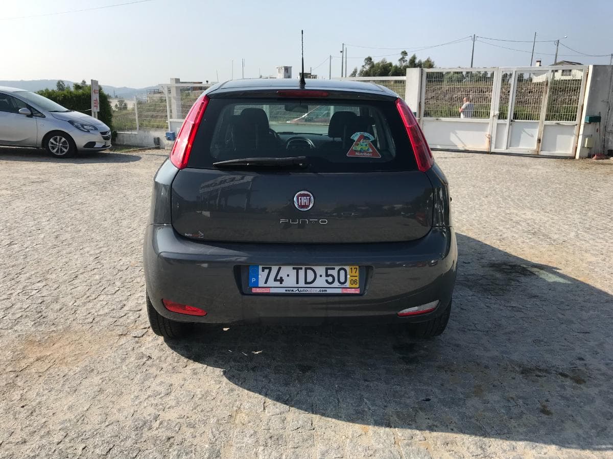 Fiat Punto 1.2 · Ano 2017 — imagem 5