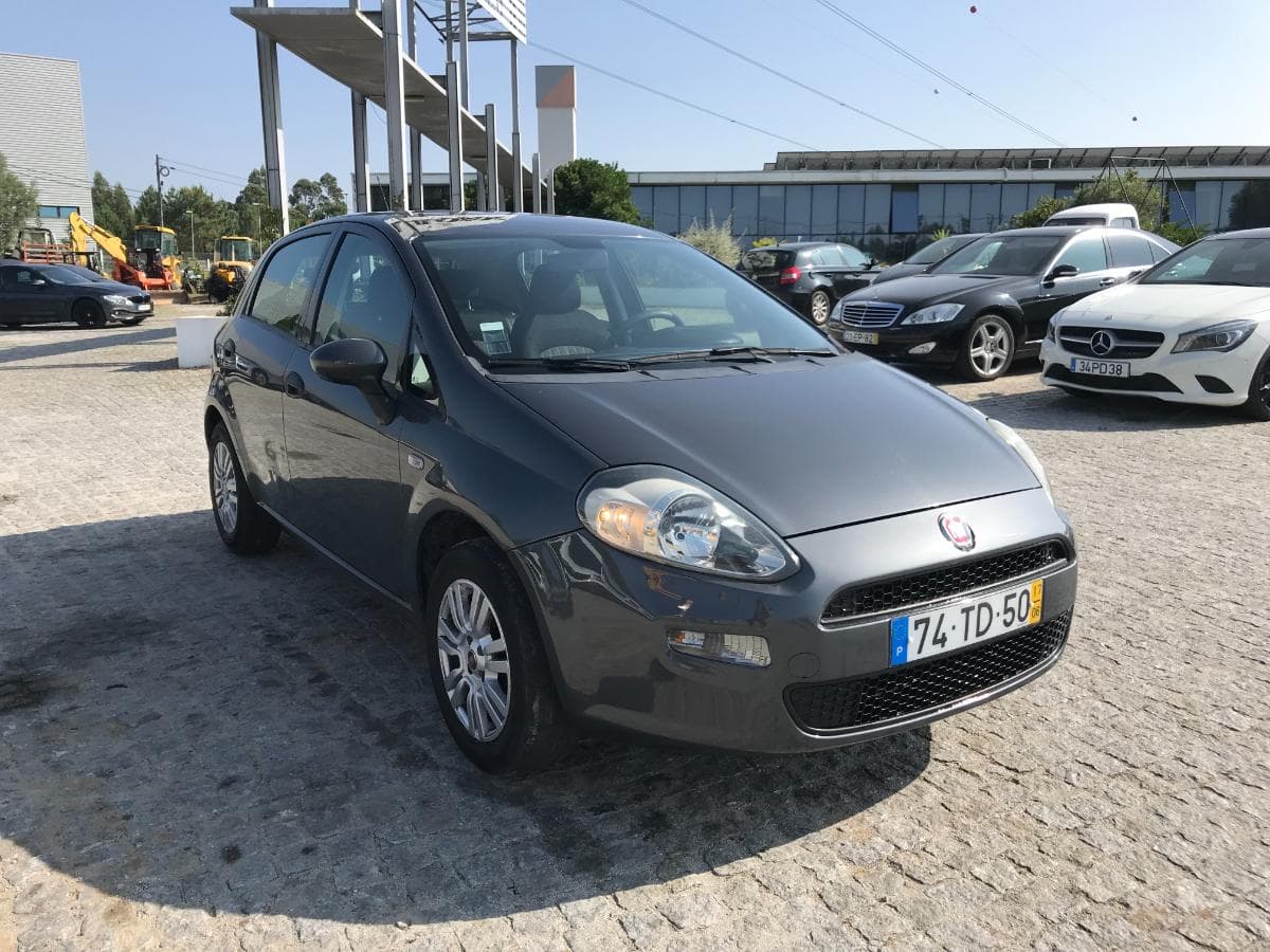 Fiat Punto 1.2 · Ano 2017 — imagem 1