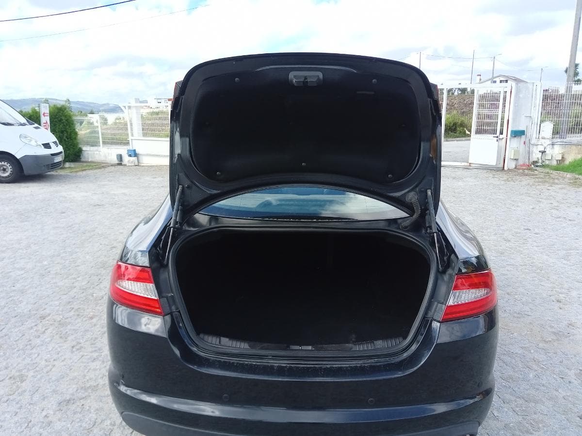 Jaguar XF 2.2 Luxury · Ano 2013 — imagem 12
